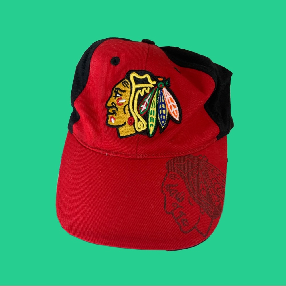 CHICAGO BLACKHAWKS HOCKEY MENS CAP HAT